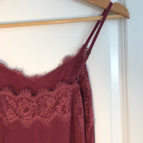 A & F Lace-Trim Cami - Picture 4 of 6
